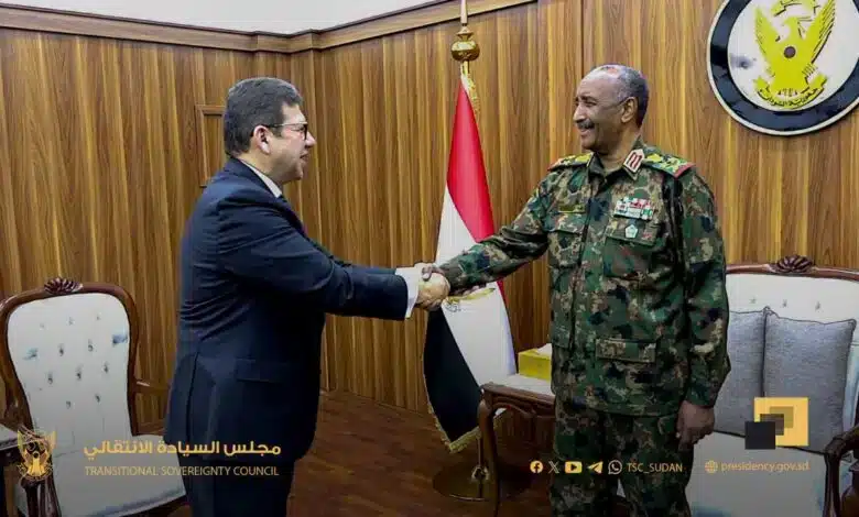 زيارة مفاجئة لـ رئيس المخابرات المصرية لـ البرهان ماذا تحمل في طياتها 1 IMG 20250408 145954 317