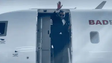 رئيس الوزراء السوداني كامل إدريس يغادر مطار الخرطو