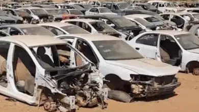 سيارة مهملة في السودان بسبب الحرب