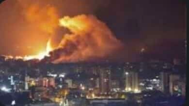 صورة تعبيرية تظهر تصاعد الدخان جراء الانفجارات