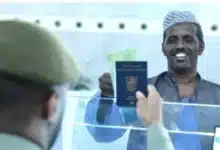 القنصلية السودانية بجدة تعلن مواعيد تسليم الجوازات الجديدة 5 صورة إرشيفية لمقيم سوداني الجوازات