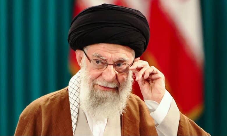 علي خامنئي