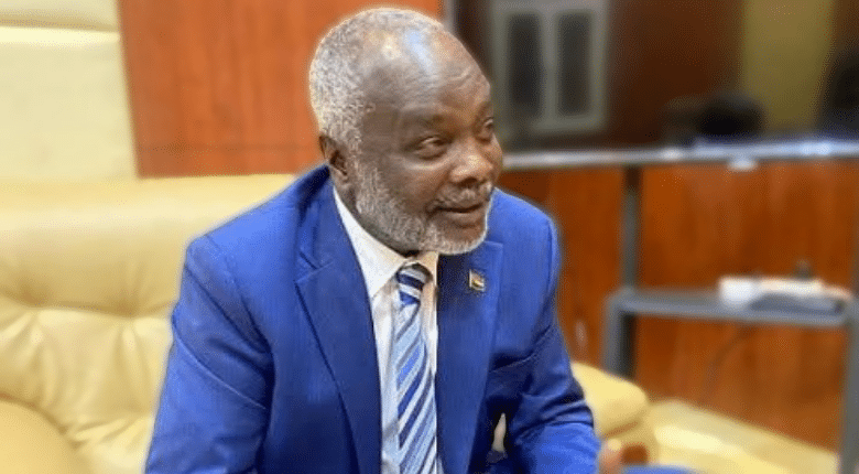 وزير المالية جبريل إبراهيم