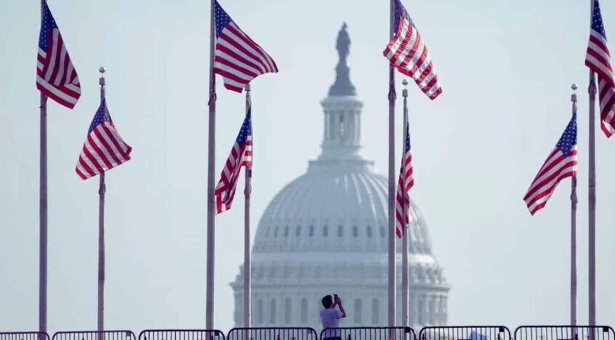 صورة توضح مبنى كابيتول الولايات المتحدة (United States Capitol) في واشنطن العاصمة، وهو مقر السلطة التشريعية للحكومة الفيدرالية الأمريكية _ السودان اليوم