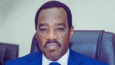 وزير الموارد البشرية والرعاية الاجتماعية في السودان معتصم أحمد صالح