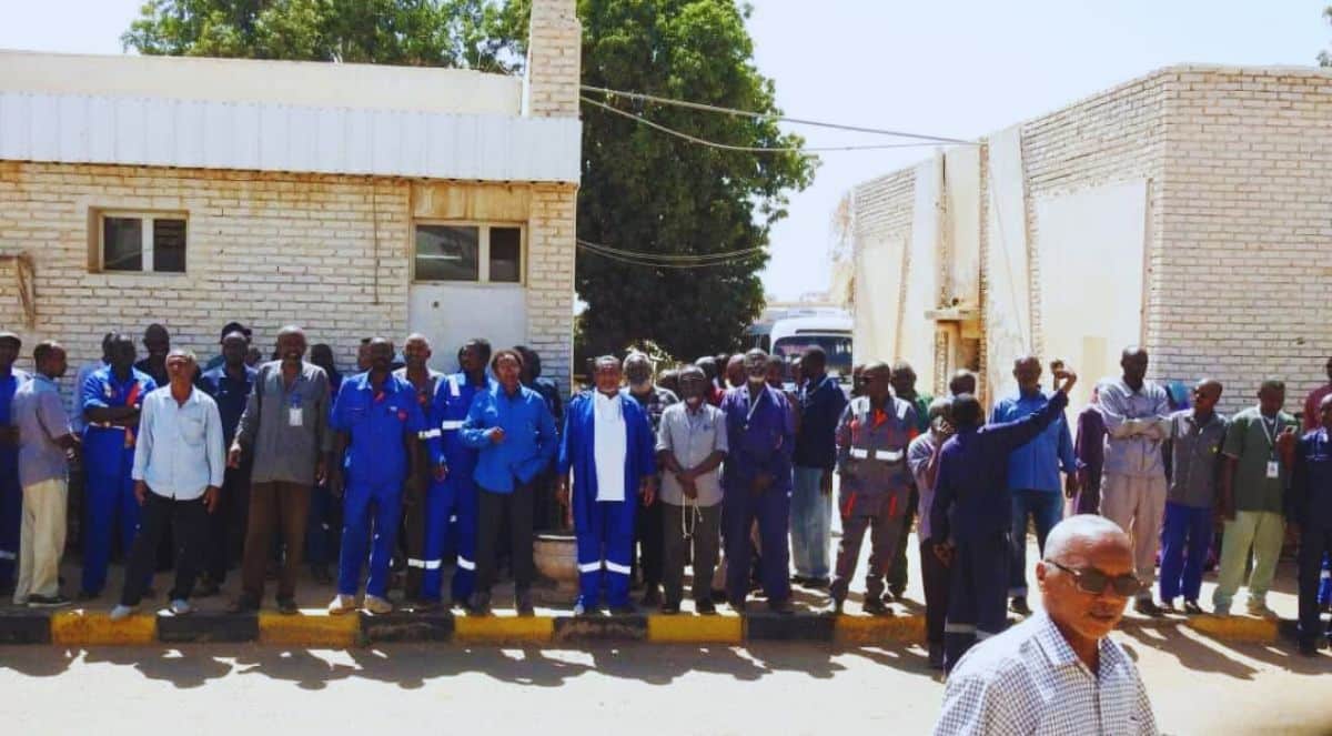 وقفة احتجاجية ثانية لعاملين في شركة مطارات السودان