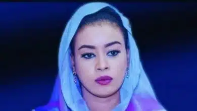 الفنانة السودانية إيمان الشريف