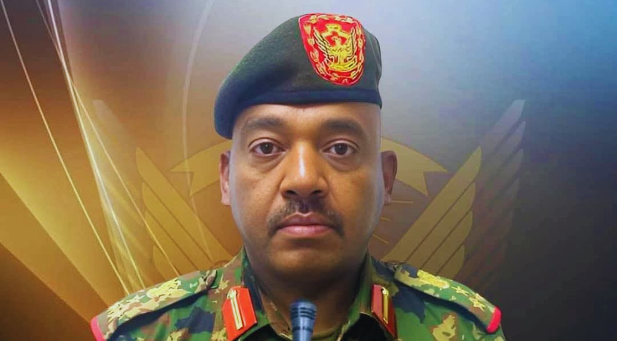 الناطق الرسمي باسم القوات المسلحة العميد الركن عاصم عوض 