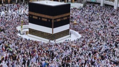 الكعبة المشرفة في قلب المسجد الحرام بمكة المكرمة
