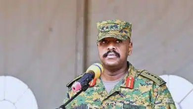 قائد الجيش الأوغندي ونجل الرئيس، موهوزي كاينروجابا