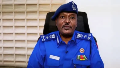 الجوازات السودانية تطبع 139 ألف جواز وتبعد مئات المخالفين خلال شهر 2 المتحدث الرسمي باسم قوات الشرطة السودانية، العميد فتح الرحمن محمد توم 780x470 1