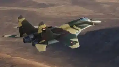 طائرة عسكرية.jpg
