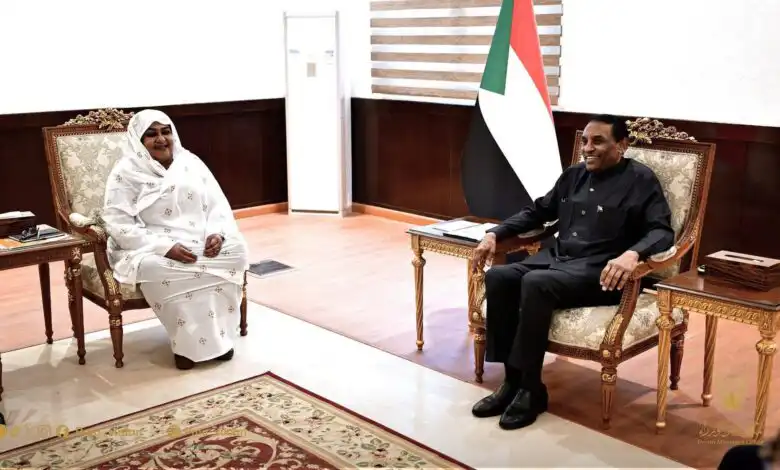 اجتماع رفيع بالخرطوم برئاسة رئيس الوزراء وقرارات حاسمة تهم كل مواطن 1 810215422 1100719129061528 1281555817922680638 n 1 780x470 1